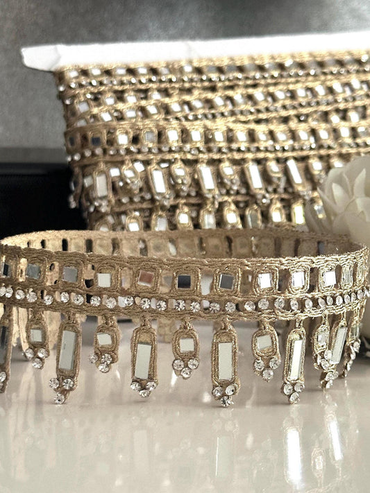 Exquisite Gold Lace Belt