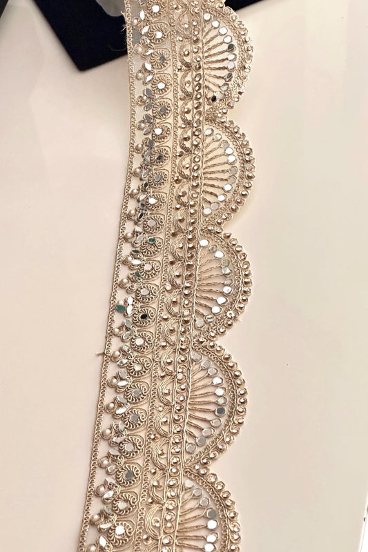 Wedding Gown Gold Zari Zircon Lace Trim for Wedding Veil Scallop Embellished Gold Lace