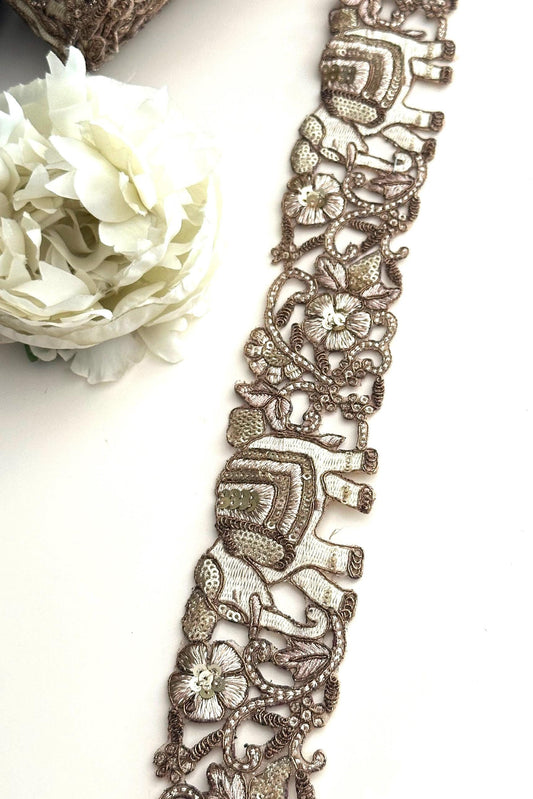 5.5cm Indian Traditional Elephant Embroidered Zari Lace Indian Motif Sari Border Trim