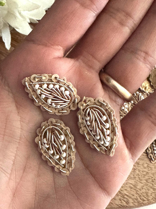 Applique Patch Indian Handwork Zardozi Small   Leaf Pattern  Bullion Crafting Supply For