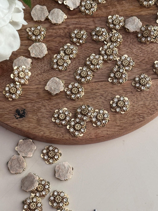 Vintage Inspired Flower Patches with Rhinestone Small Crystal Flower Applique Embellishment