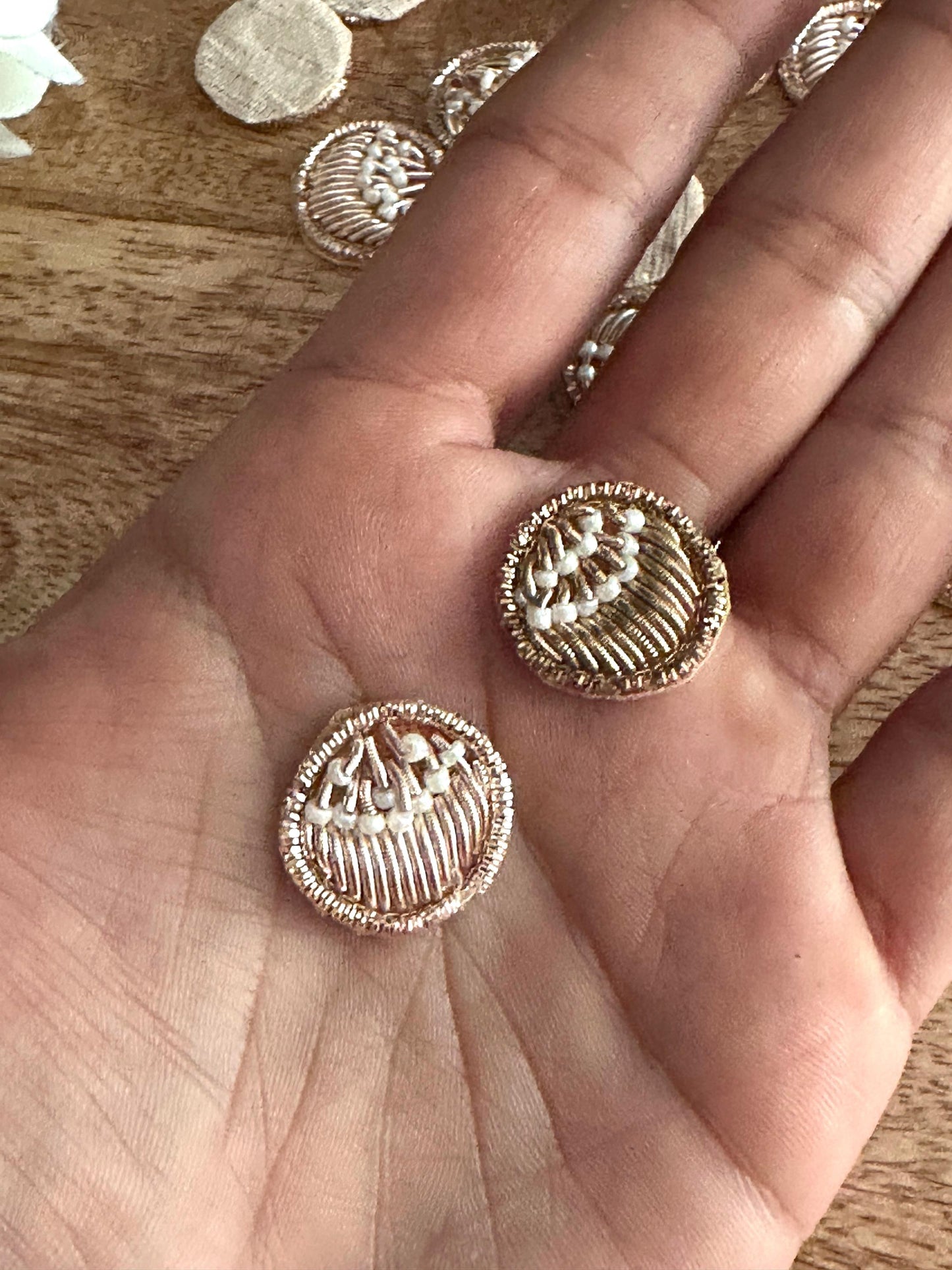 Handcrafted Small Round Applique Indian Hand embroidered Bullion Pieces For Clothing Accessories