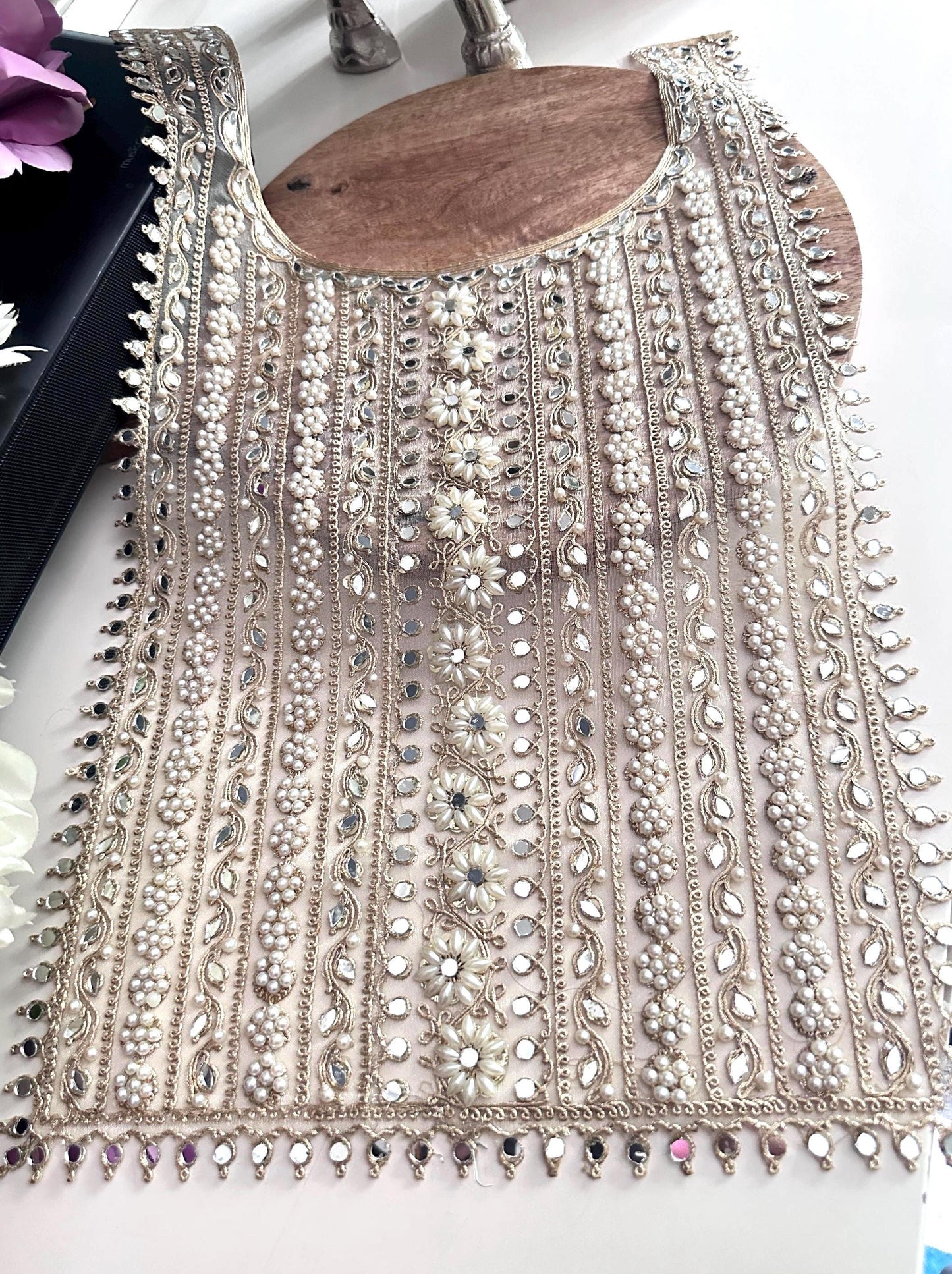 Shiny Mirror Pearl Applique