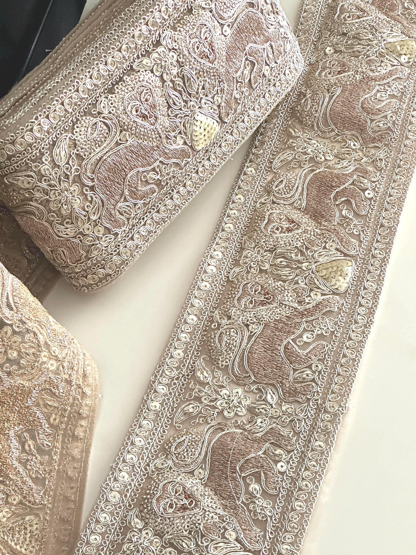 Luxury Gold Zari Embroidered Lion Border Trim