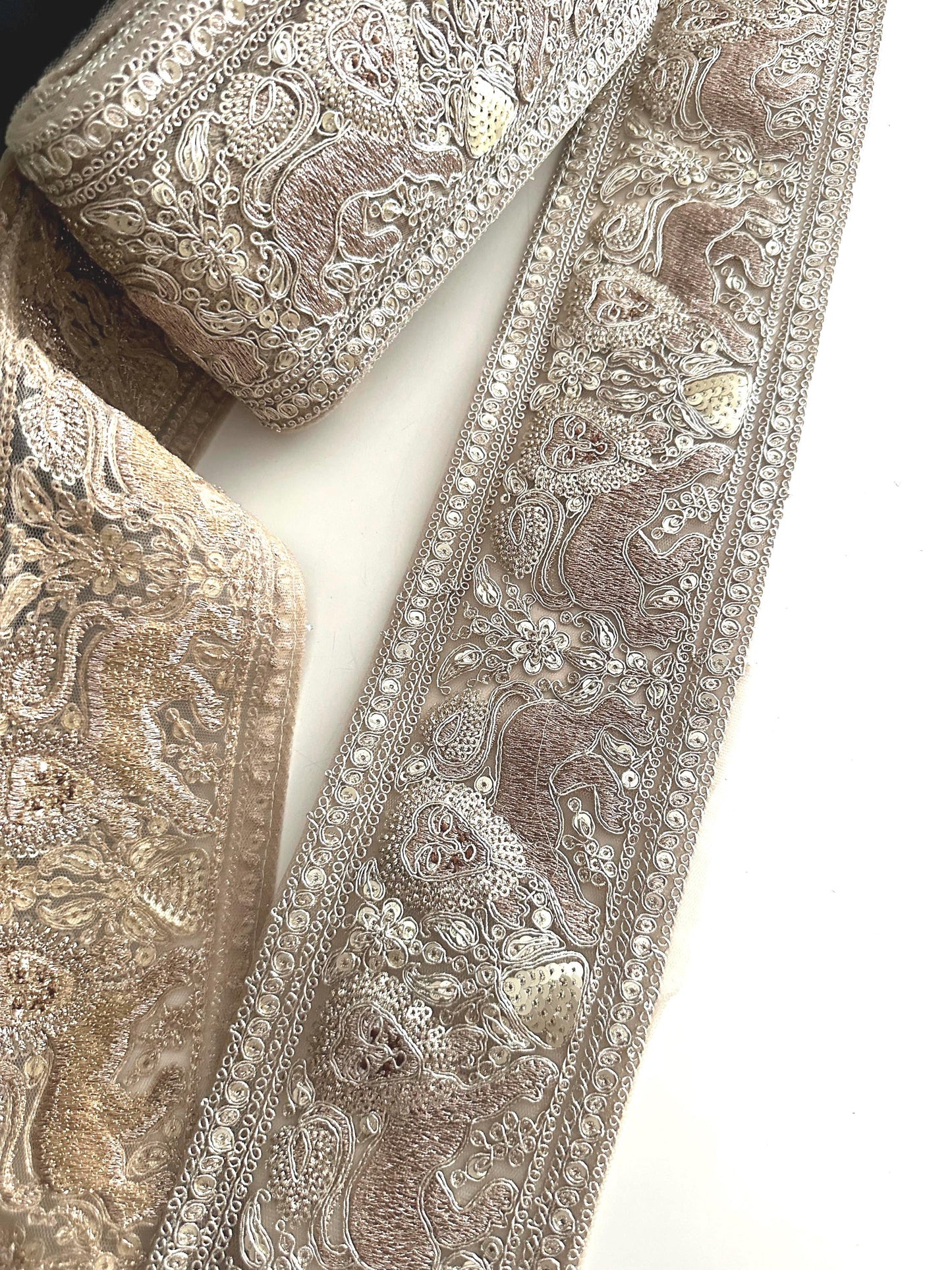 Luxury Gold Zari Embroidered Lion Border Trim