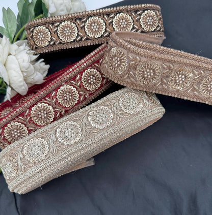 Hand Embroidered Zari Floral Lace Border Bridal Saree