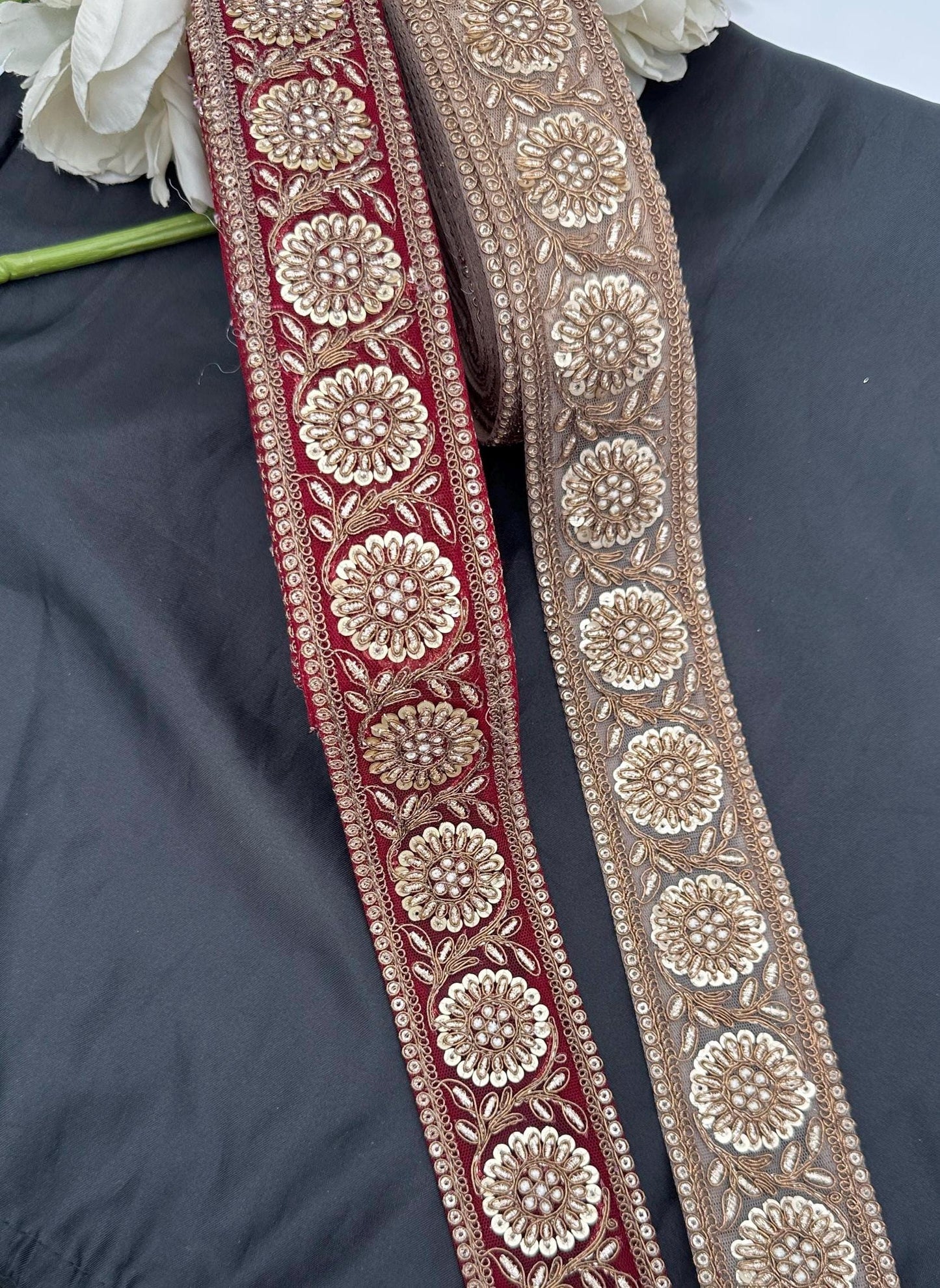 Hand Embroidered Zari Floral Lace Border Bridal Saree