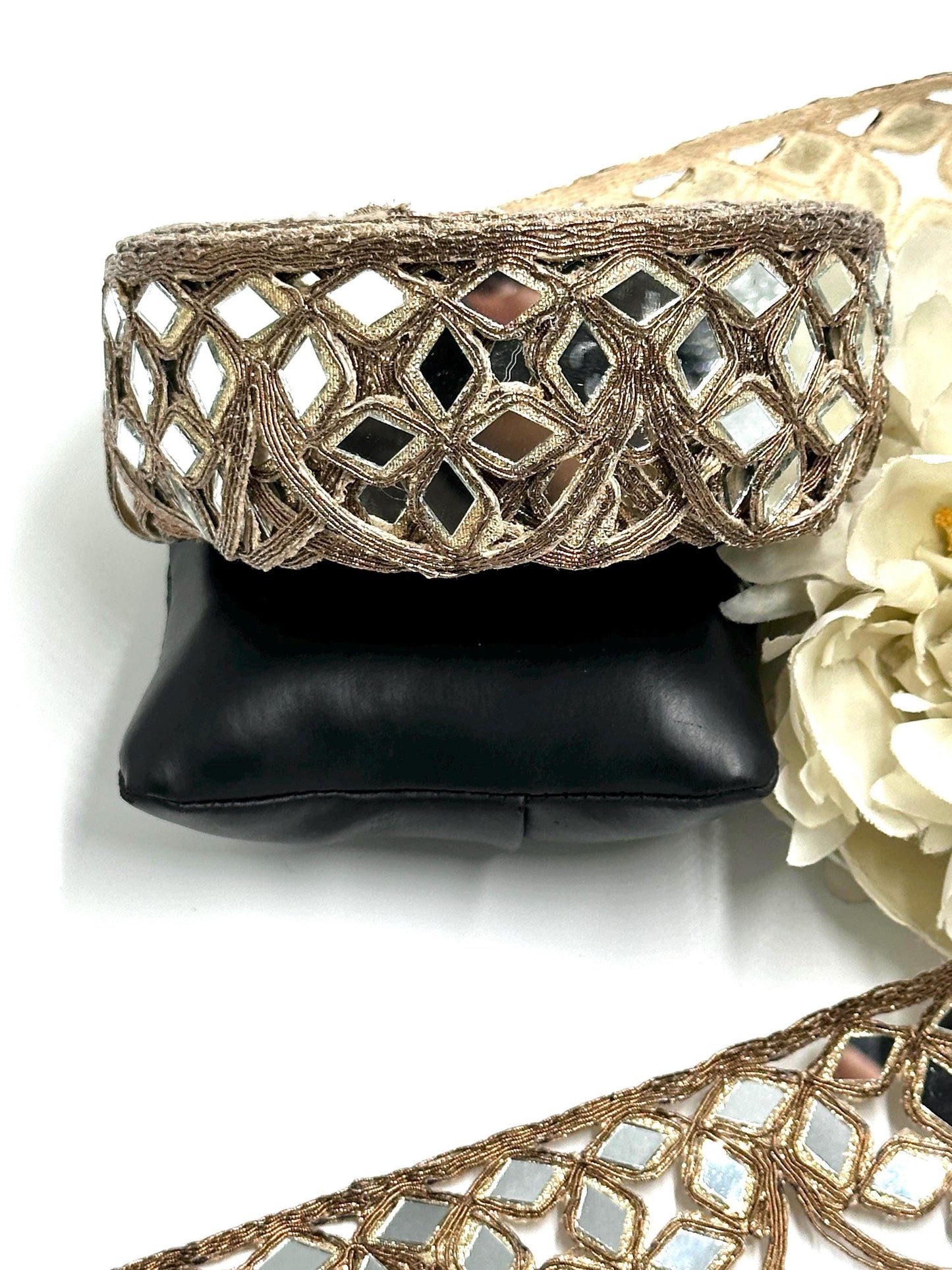 Authentic real mirror hand-embroidered border lace