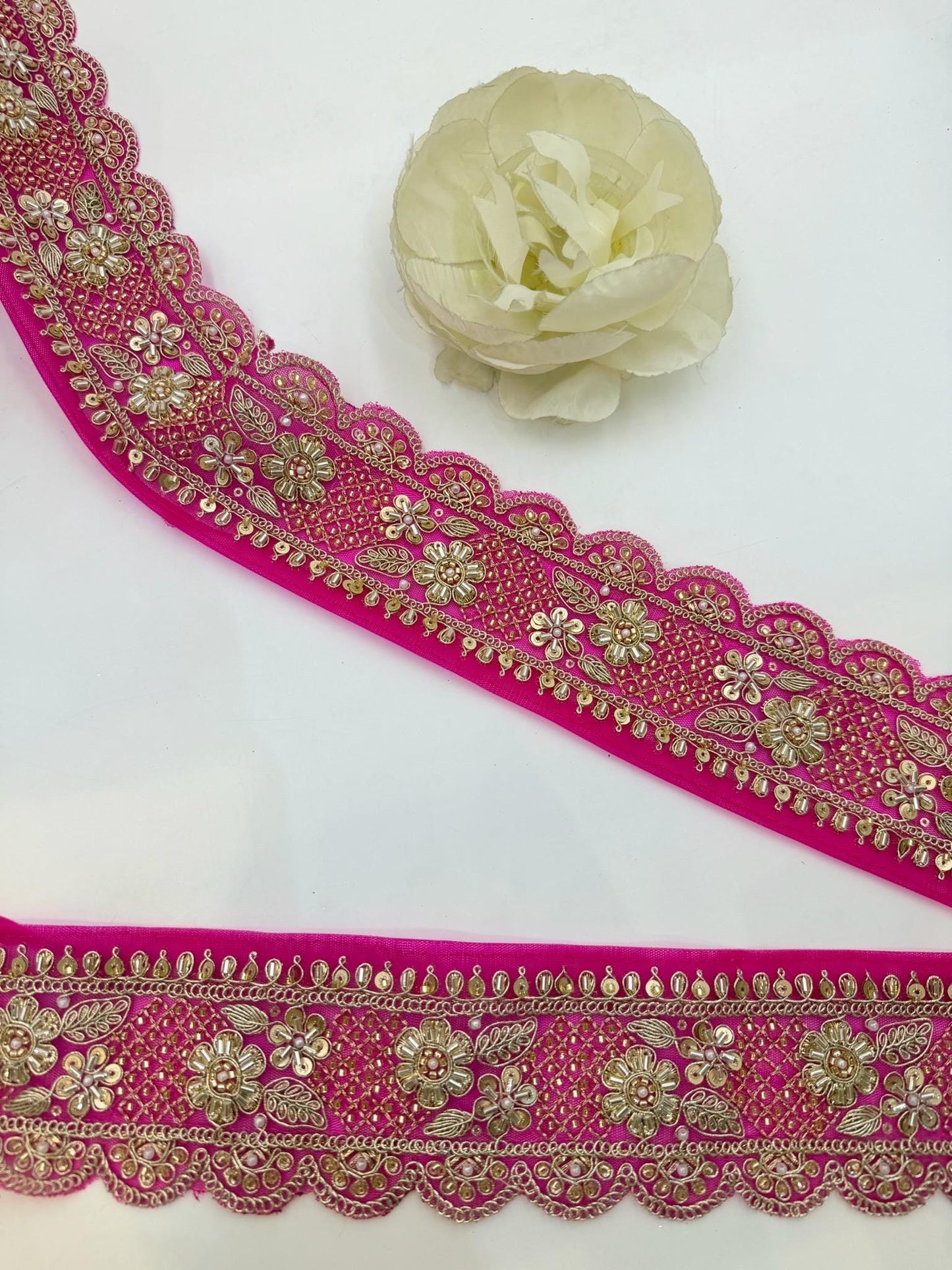 Scalloped Embroidered Lace Trim
