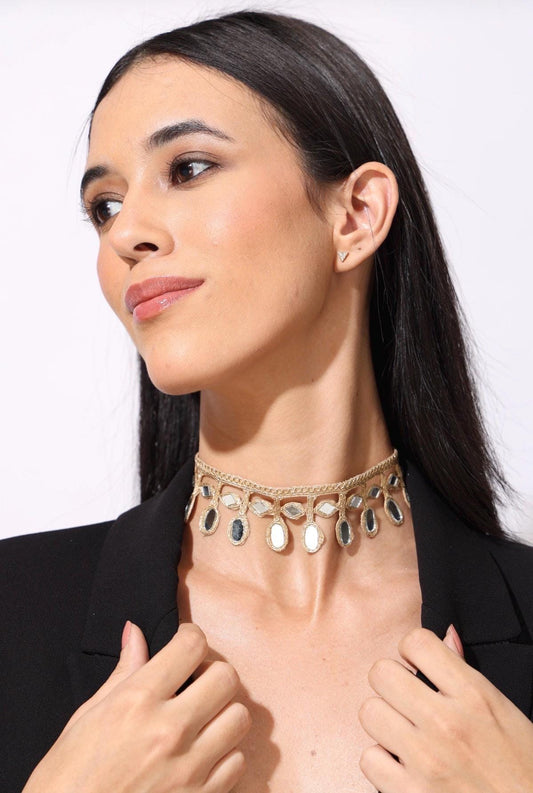 Bold Fashion Fabric Choker Old Gold