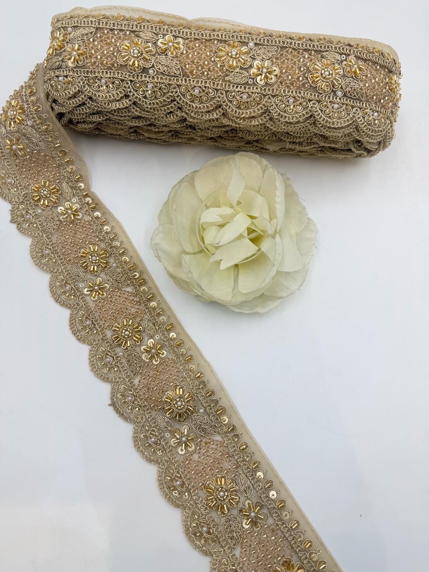 Scalloped Embroidered Lace Trim