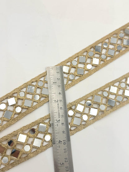 Geometric Ribbon Light Gold Diamond Lattice Sash Trim
