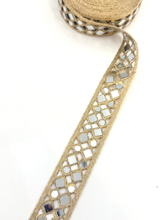 Geometric Ribbon Light Gold Diamond Lattice Sash Trim