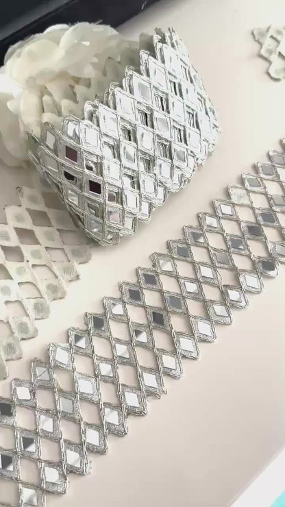Mirror Border Geometric Pattern Trim Silver