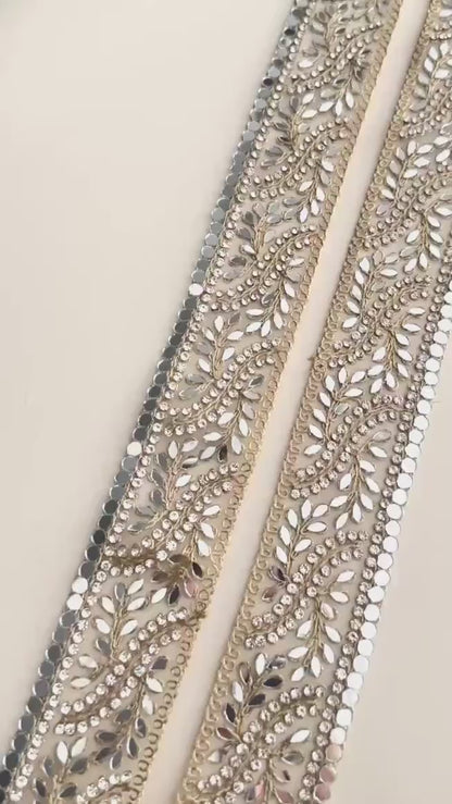 Zircon Embellished Lace Border Gold
